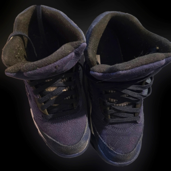 Big Boys sz. 2.5 Air Jordan 5 Retro - Picture 4 of 9